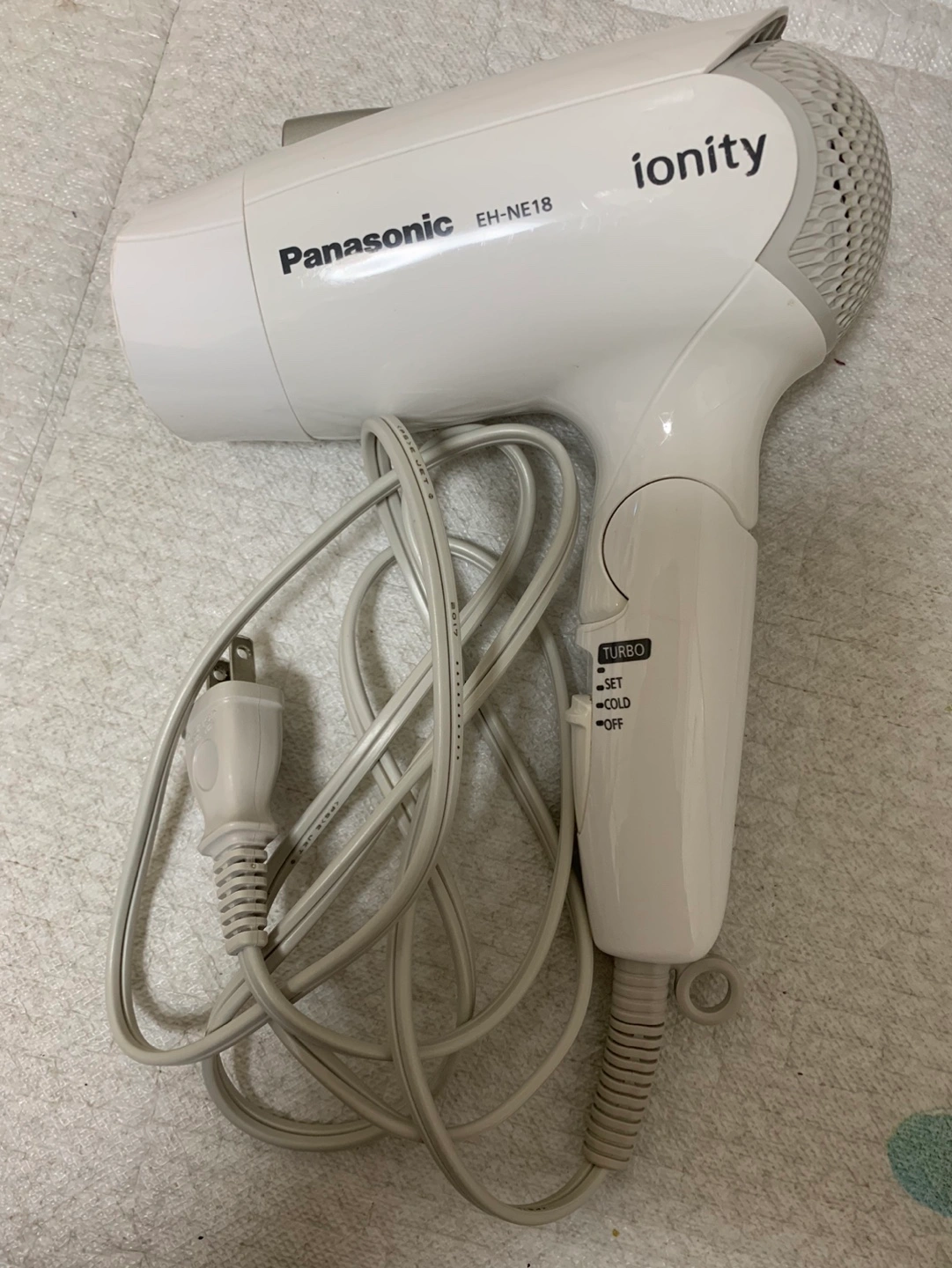 Panasonic EH-NE18 イオニティ ヘアドライヤーの写真2枚目