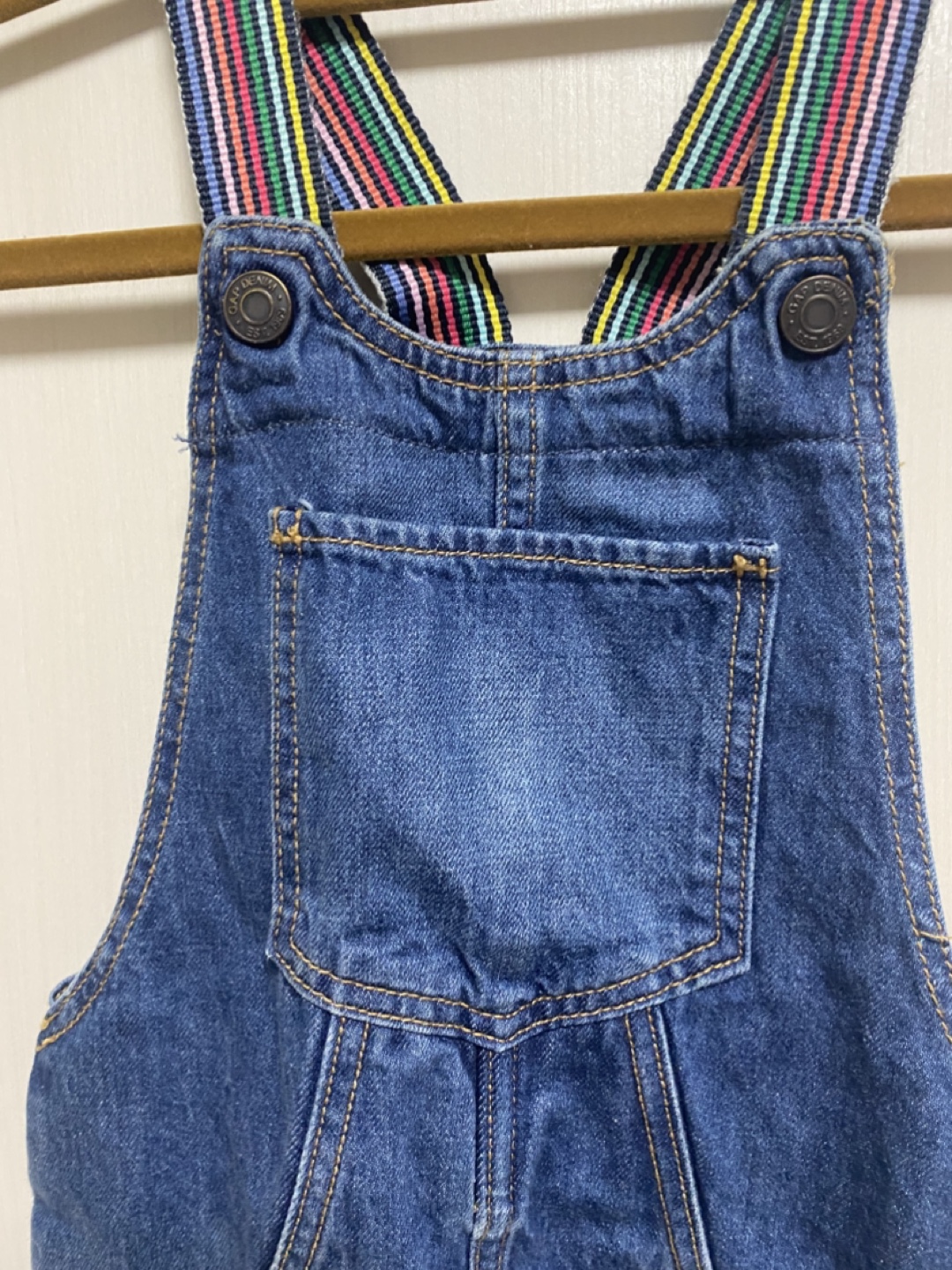 GAP デニムサロペット 120cmの写真2枚目