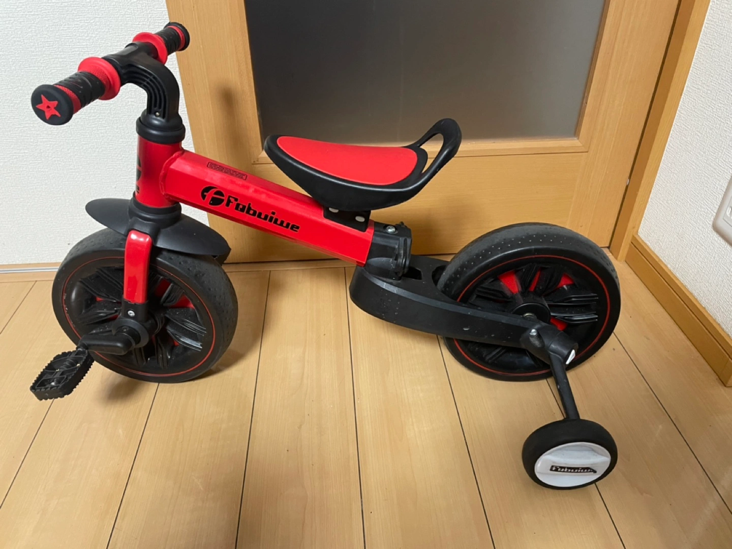 中古 三輪車 2-6歳子供用 5in1キッズバイク バランスバイク 赤