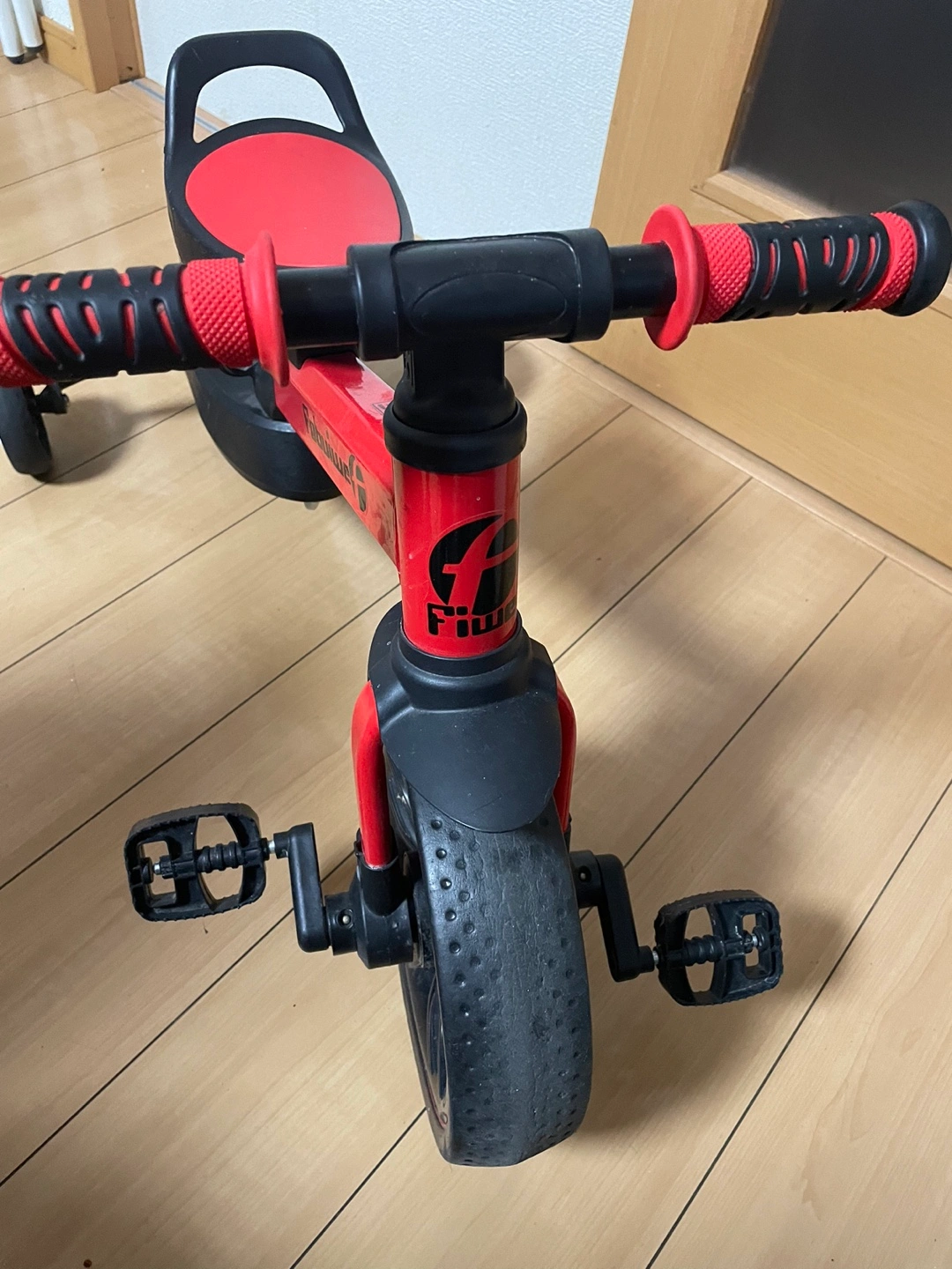中古 三輪車 2-6歳子供用 5in1キッズバイク バランスバイク 赤の写真4枚目