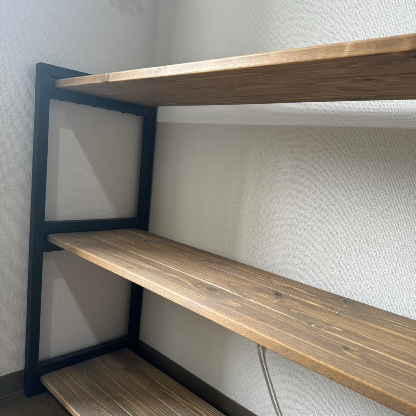 DIY 1×4 ワンバイフォー アイアンフレーム ラックの写真4枚目