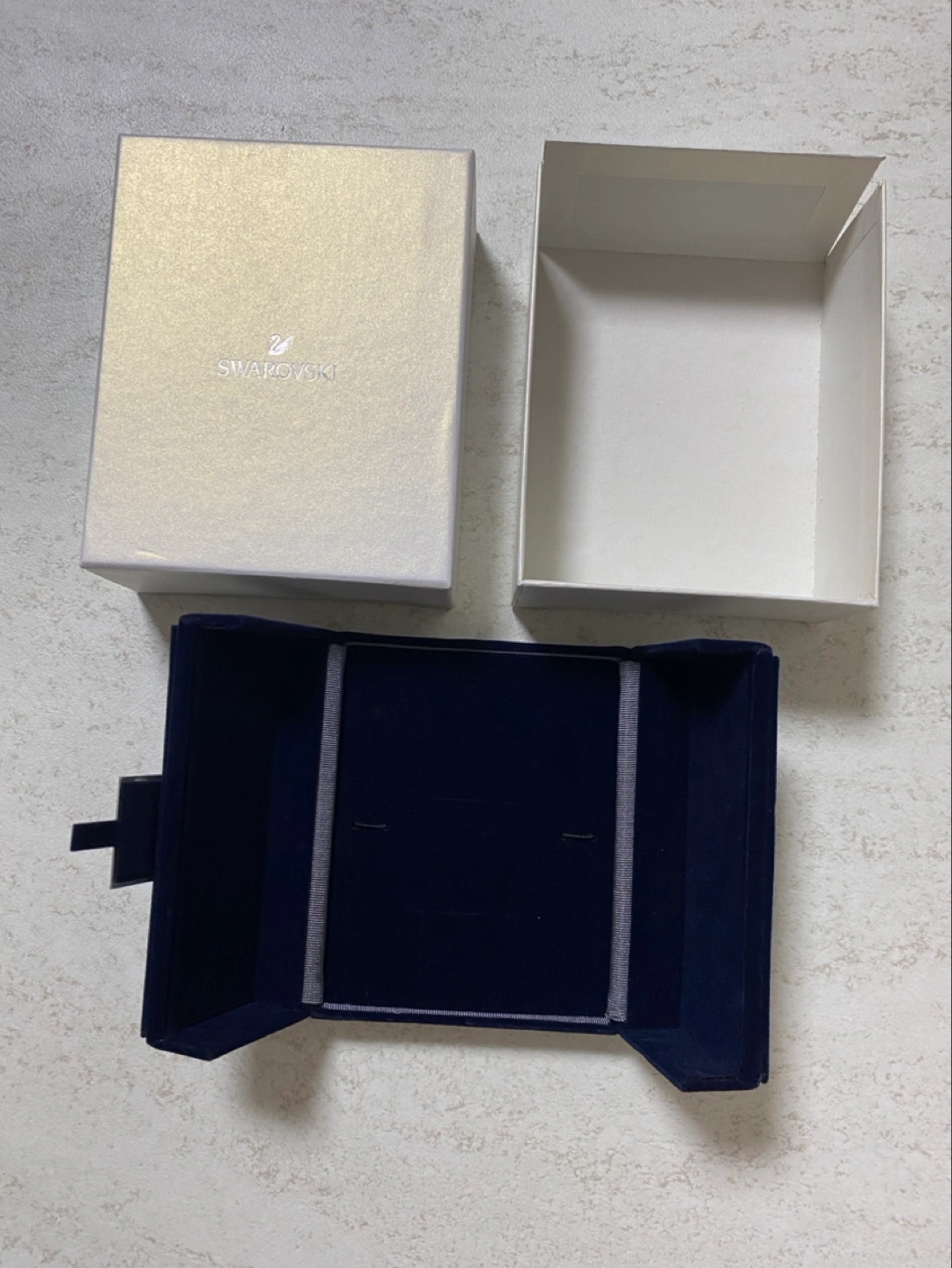 SWAROVSKI ジュエリーボックスの写真2枚目
