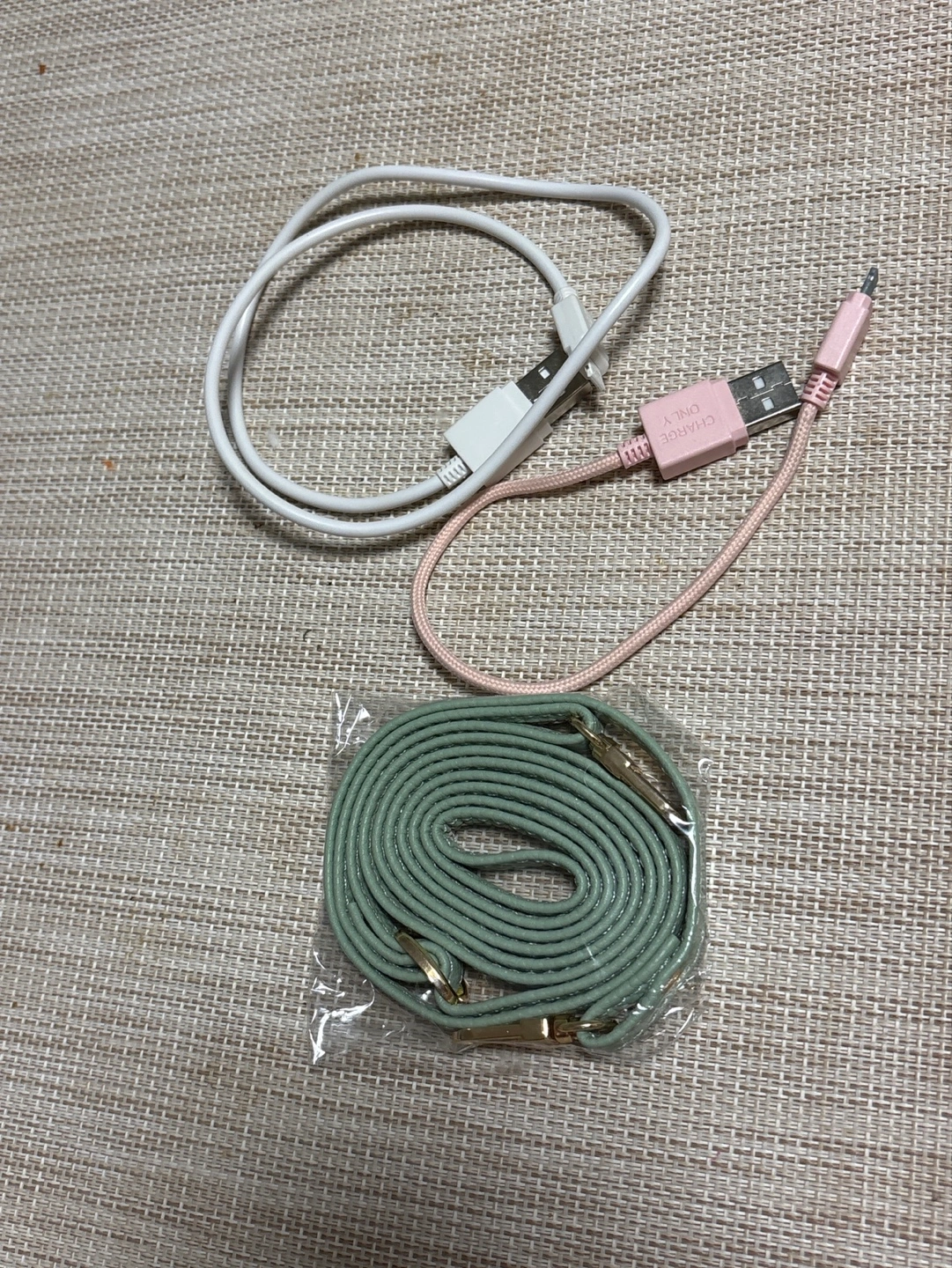ショルダーストラップ&USB充電ケーブル2本セット