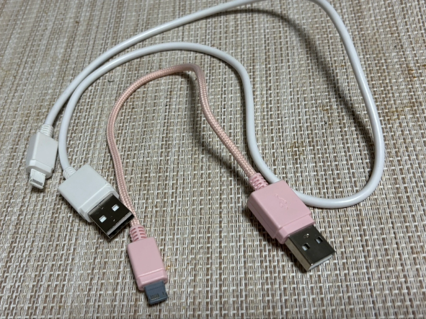 ショルダーストラップ&USB充電ケーブル2本セットの写真3枚目