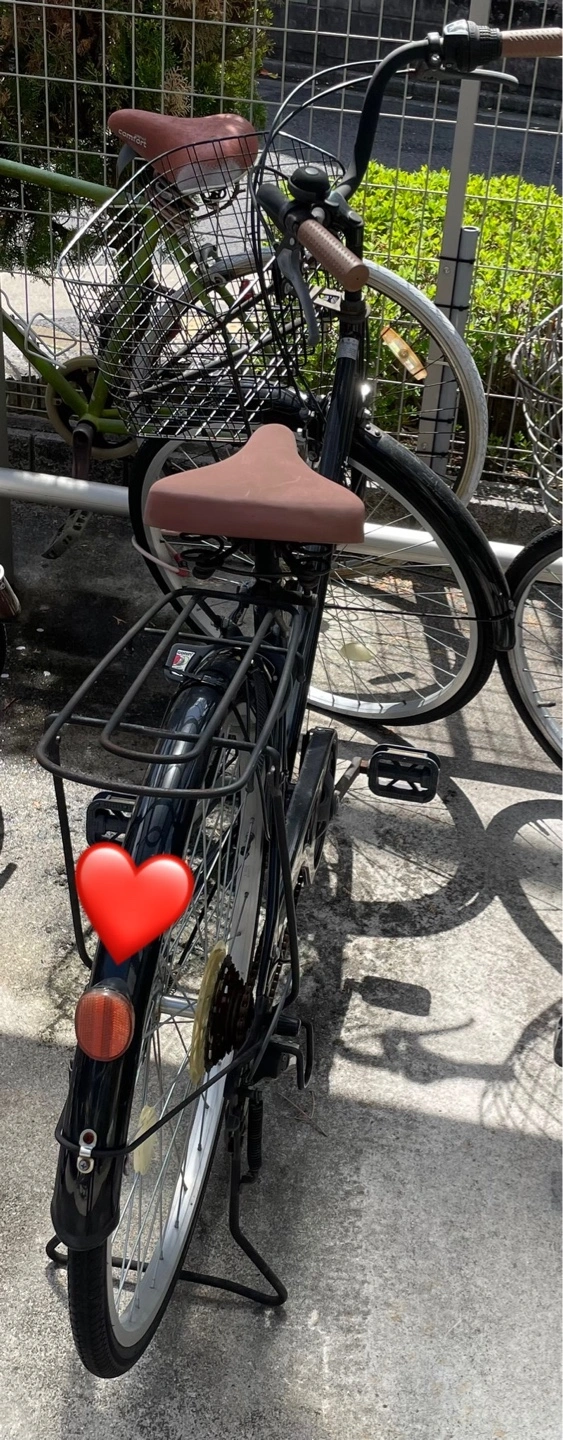★定価2〜3万円★20回ほどの使用のみ! 6段変速ギア 26インチ 自転車 ママチャリ 鍵付き カゴ付きdixhuitの写真2枚目