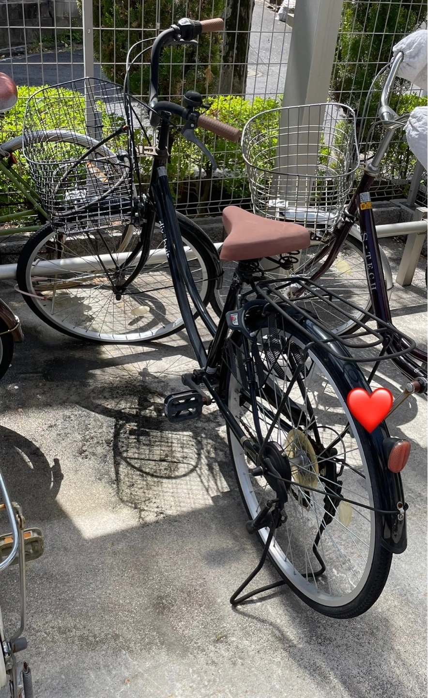 ★定価2〜3万円★20回ほどの使用のみ! 6段変速ギア 26インチ 自転車 ママチャリ 鍵付き カゴ付きdixhuitの写真3枚目