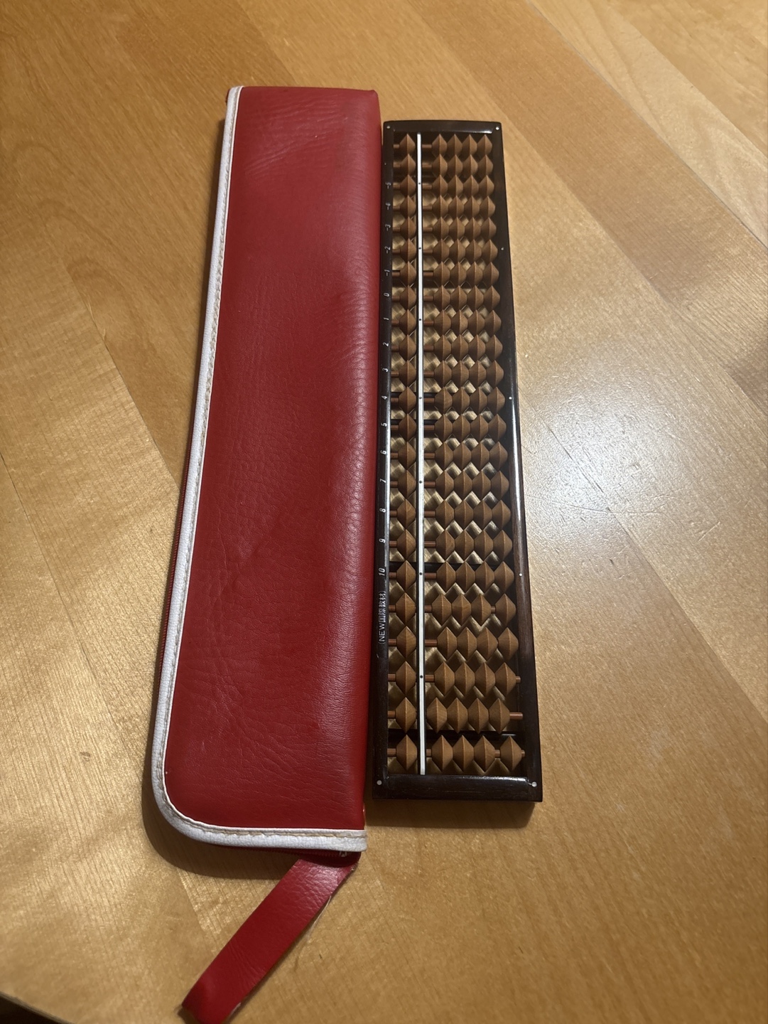 ケース付きそろばん