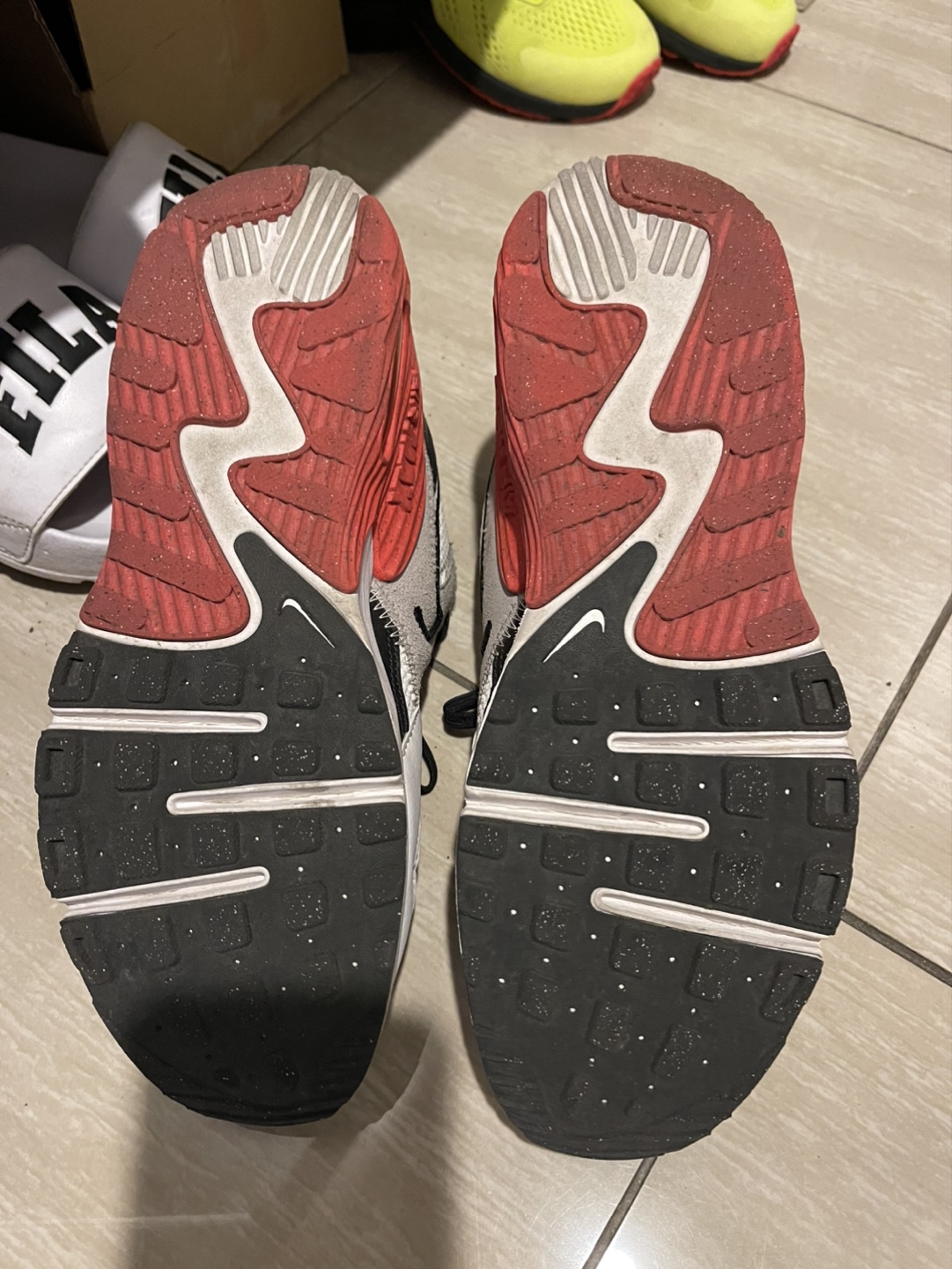 NIKE エアマックス　26.5の写真3枚目