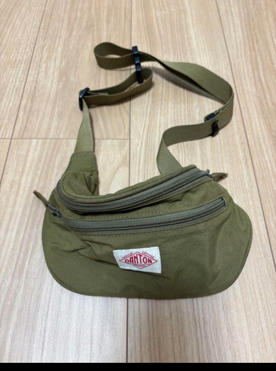 DANTON ボディーバック　美品