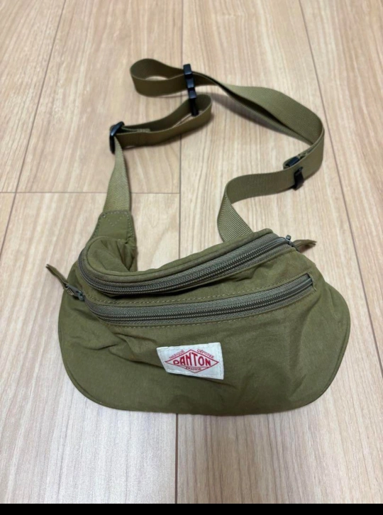 DANTON ボディーバック 美品
