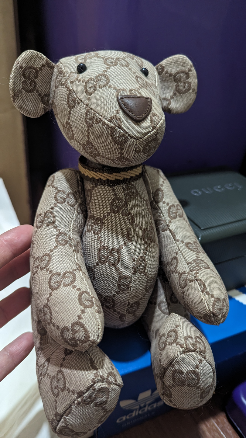 グッチGUCCI人気レアチェンジベゼルあいみょん保有！