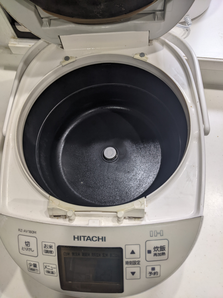 HITACHI IHジャー炊飯器 RZ-AV180M 蒸気カットの写真3枚目