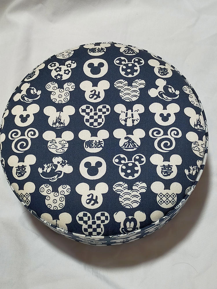 東京ディズニーリゾート  ミッキー  柄　お菓子箱