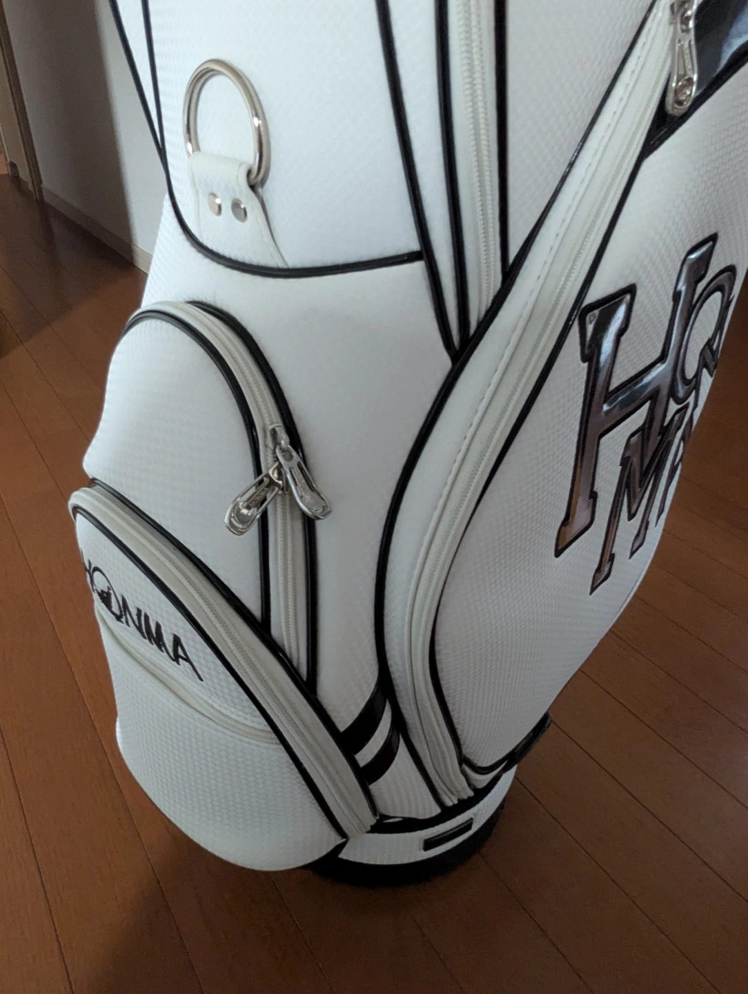 HONMA ゴルフ キャディバッグ 白の写真4枚目