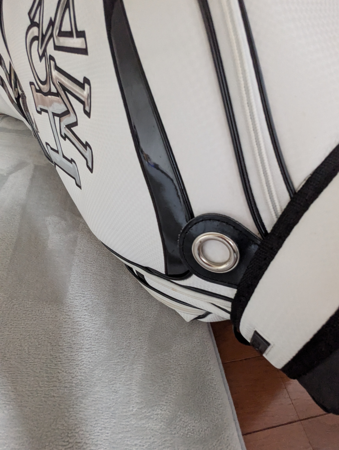 HONMA ゴルフ キャディバッグ 白の写真10枚目