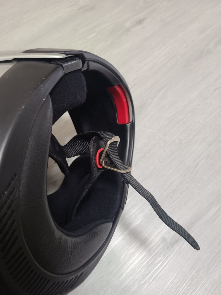 ヘルメットの写真4枚目
