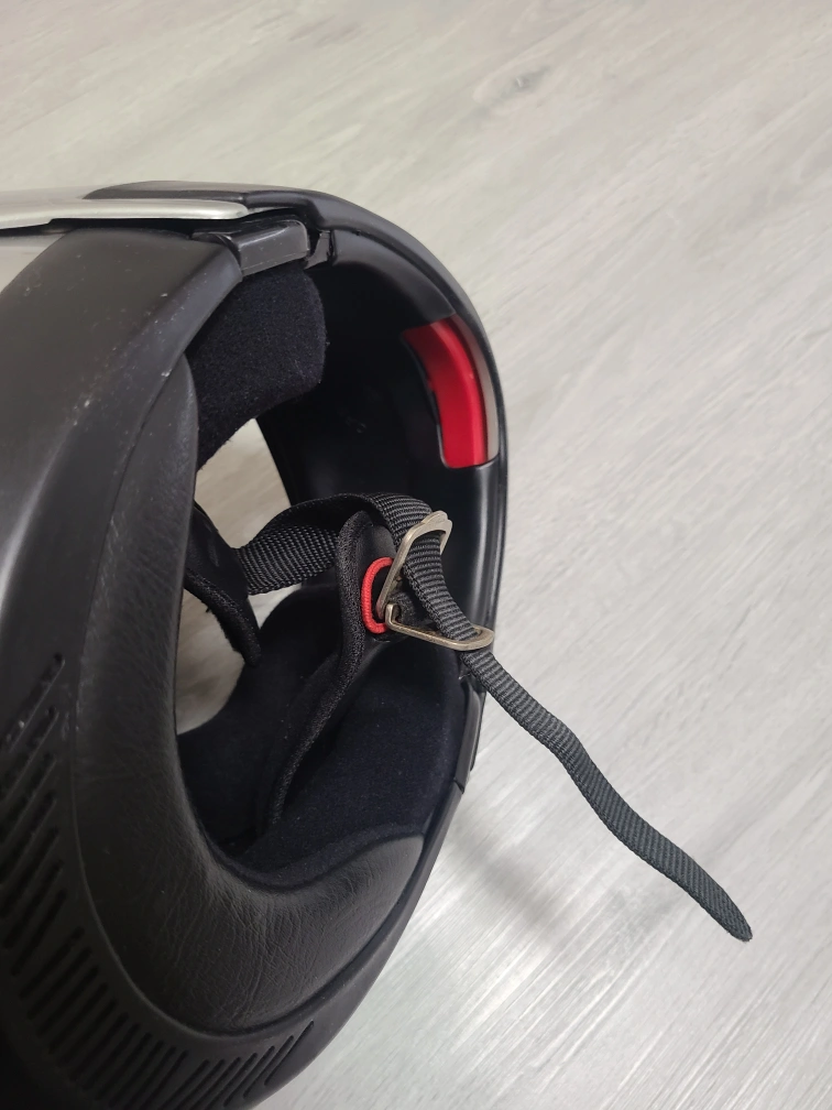 ヘルメットの写真4枚目