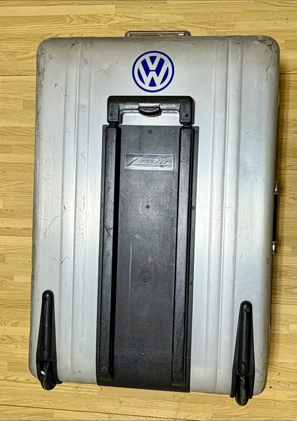 ZOROHALLIBURTON 30年前 グアム購入 大型スーツケースの写真2枚目