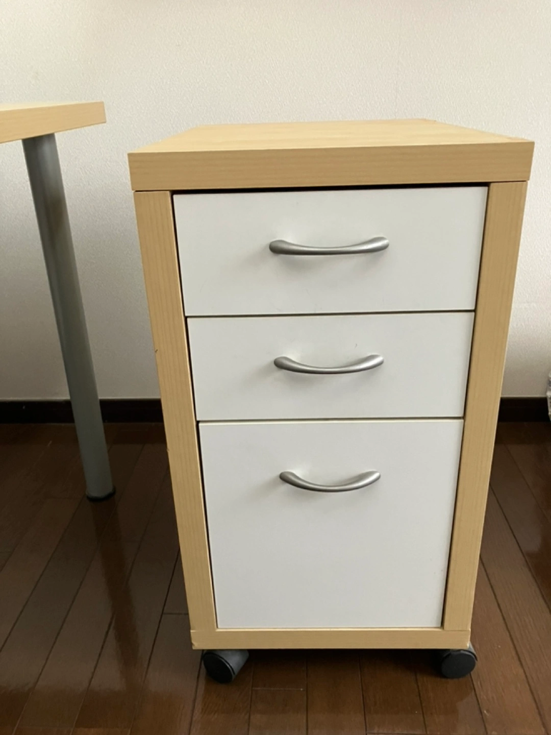 IKEA 机・椅子・引き出しセット(バラでもOK)の写真8枚目