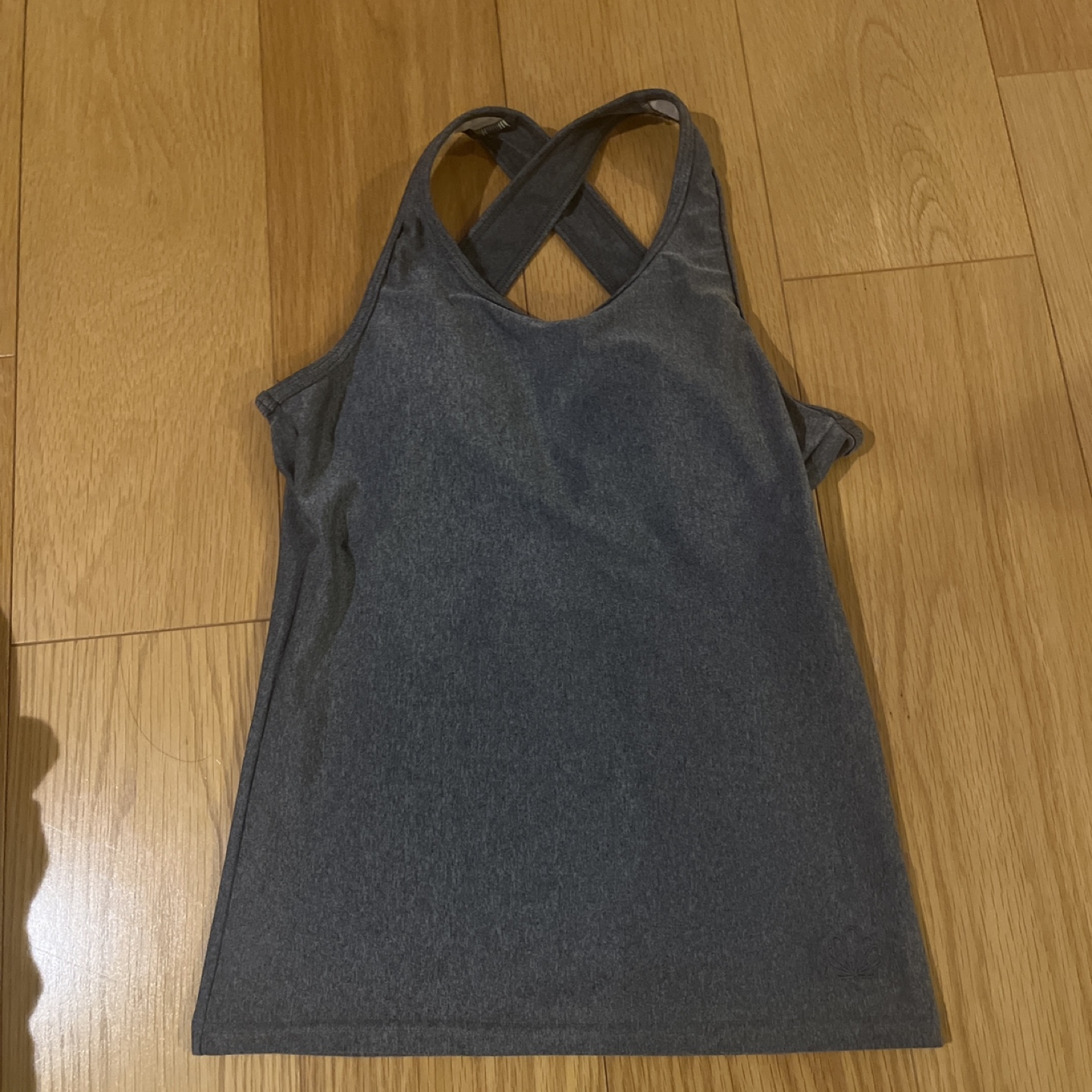 レディース水着　セットアップ グレー 花柄　Mサイズの写真3枚目