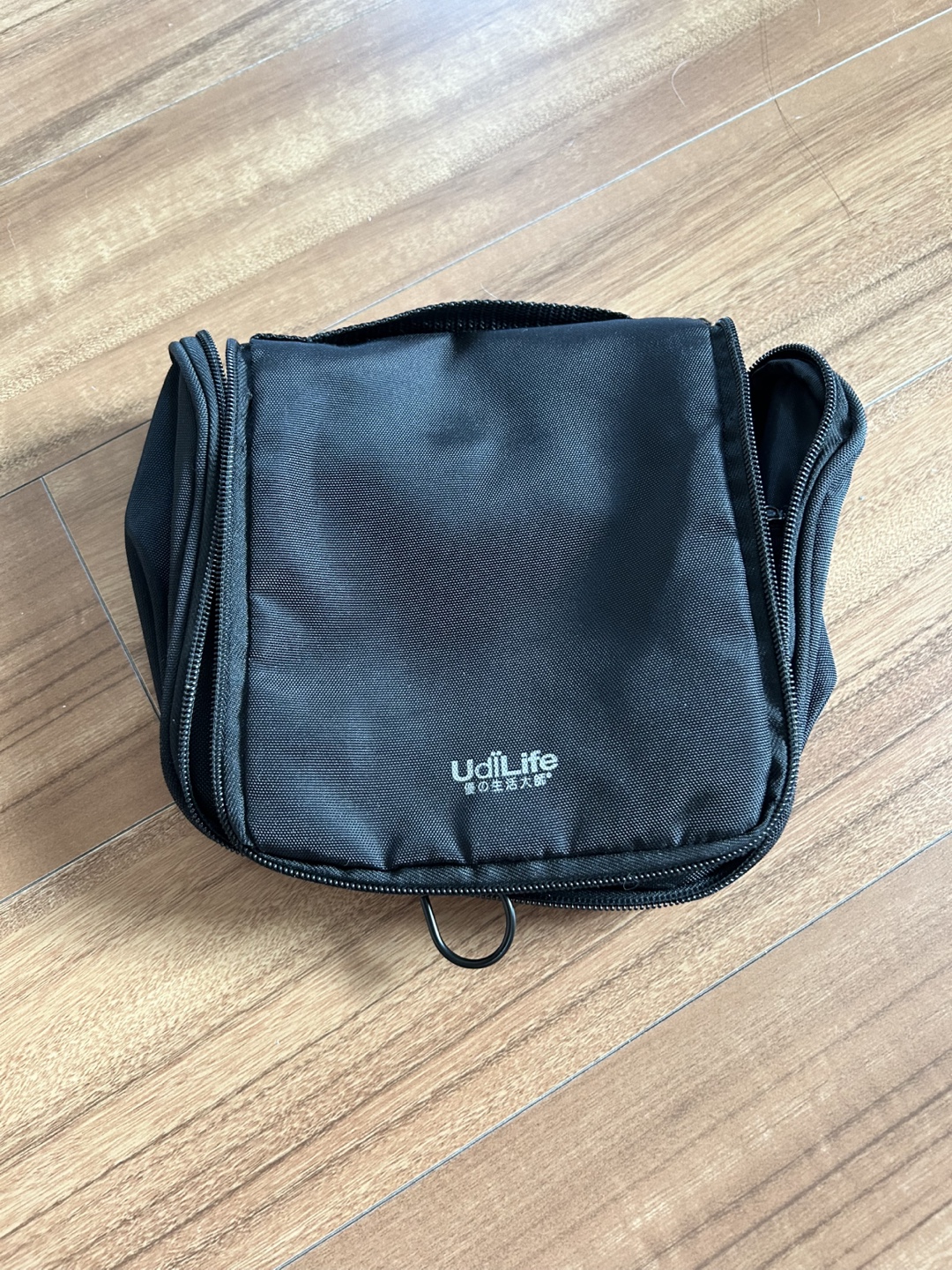 UdiLife ブラック吊り下げ収納　小物ポーチ　化粧ポーチ　トラベルポーチ