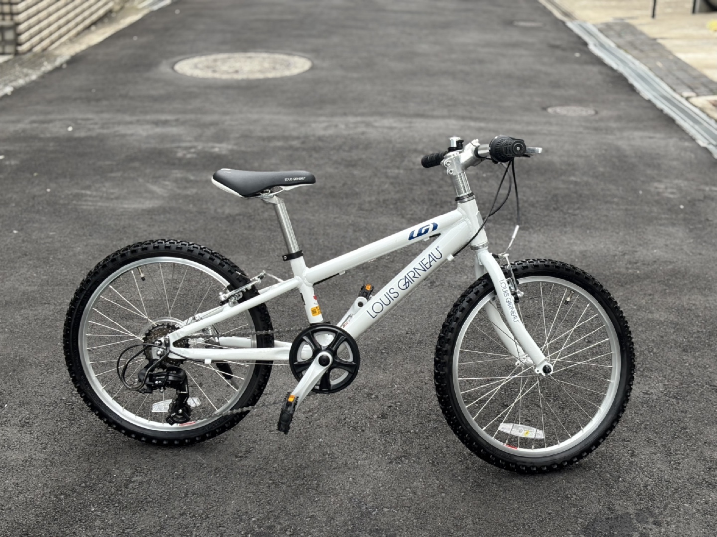 世田谷区引き取り限定 無印良品 700C クロモリ自転車