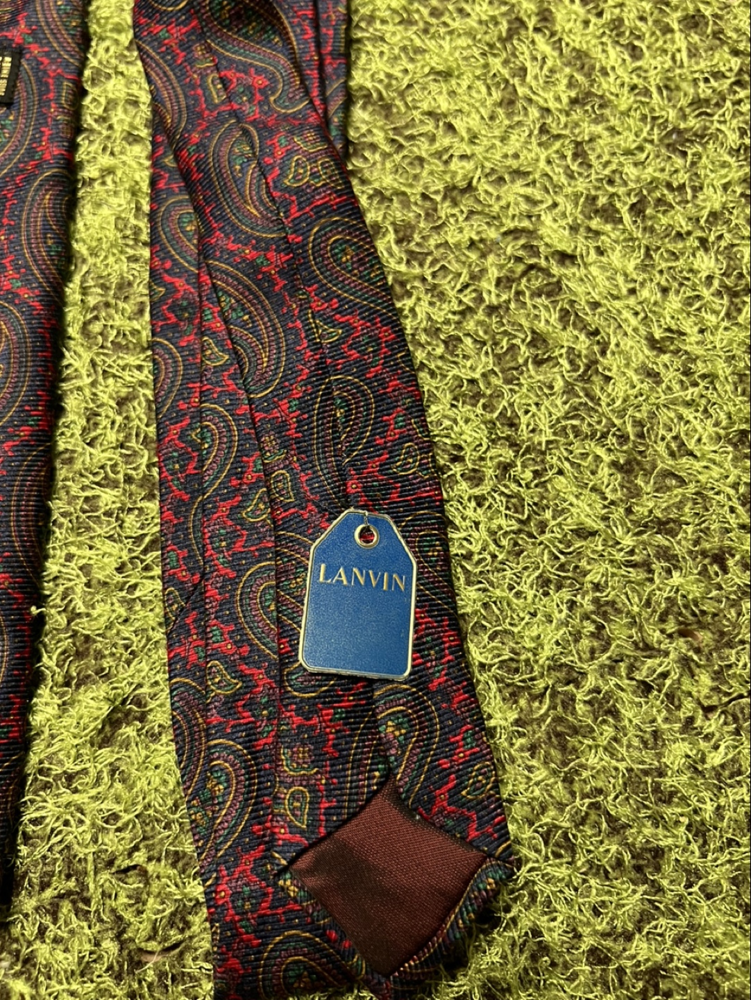61 未使用　LANVIN ネクタイ ペイズリー柄の写真2枚目