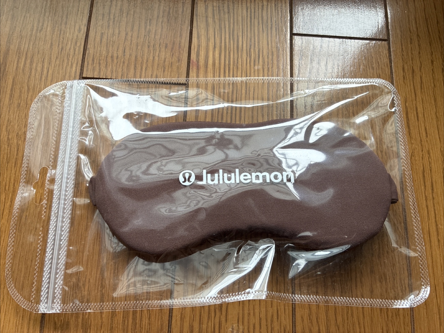 ルルレモン アイマスク ブラウン 未使用品
