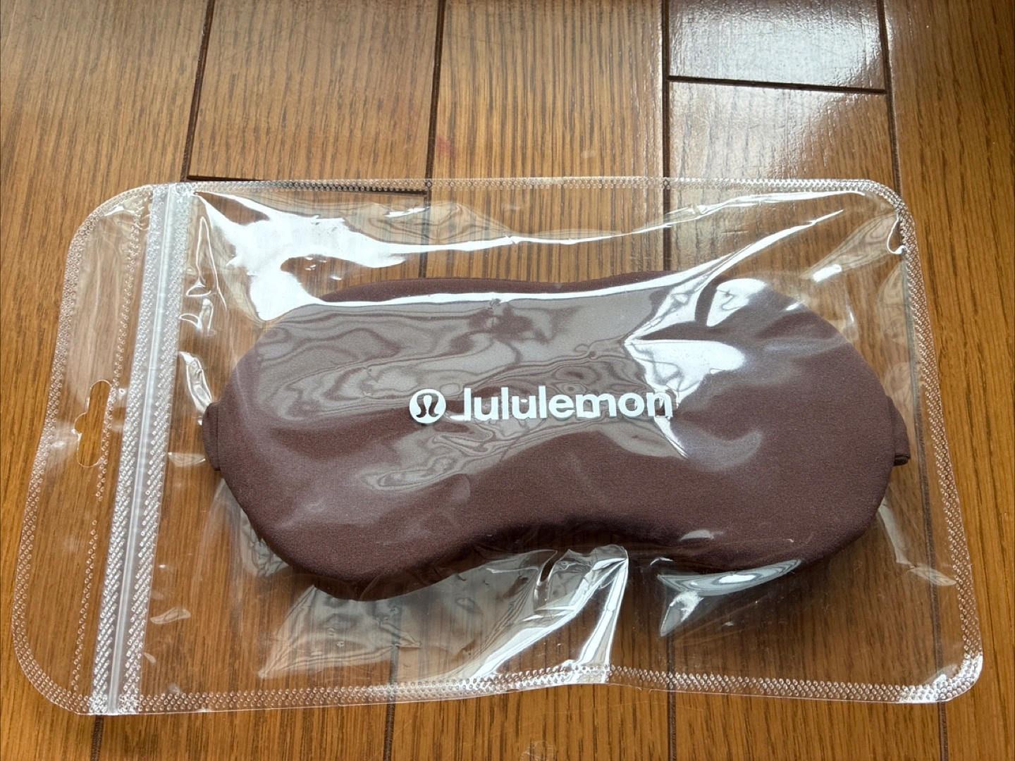 ルルレモン アイマスク ブラウン 未使用品