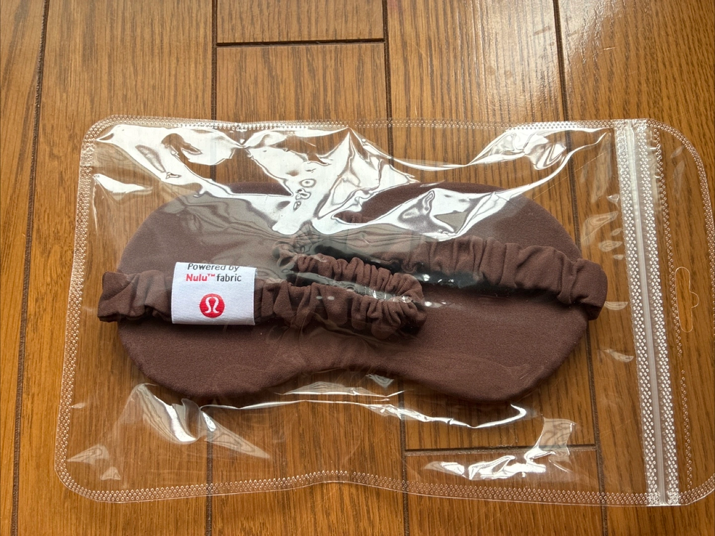 ルルレモン アイマスク ブラウン 未使用品の写真2枚目