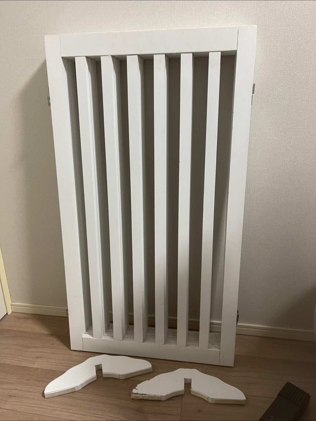 ペットガード　ペットゲート 置くだけ 木製 バリアの写真2枚目