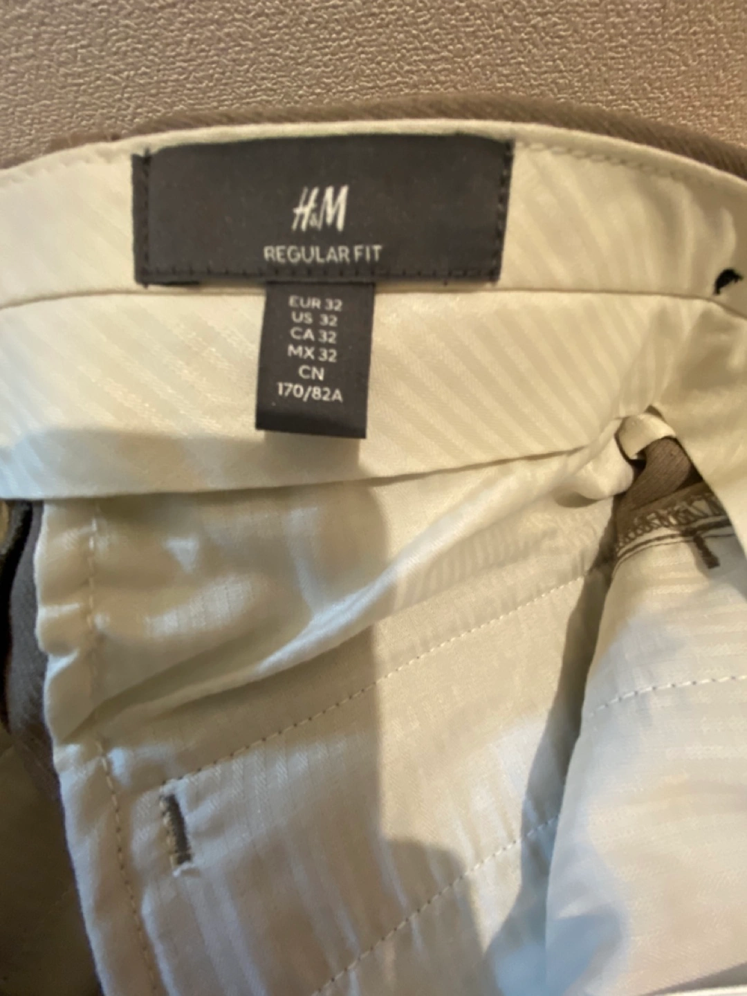 H&M メンズパンツ ベージュ サイズ32の写真4枚目