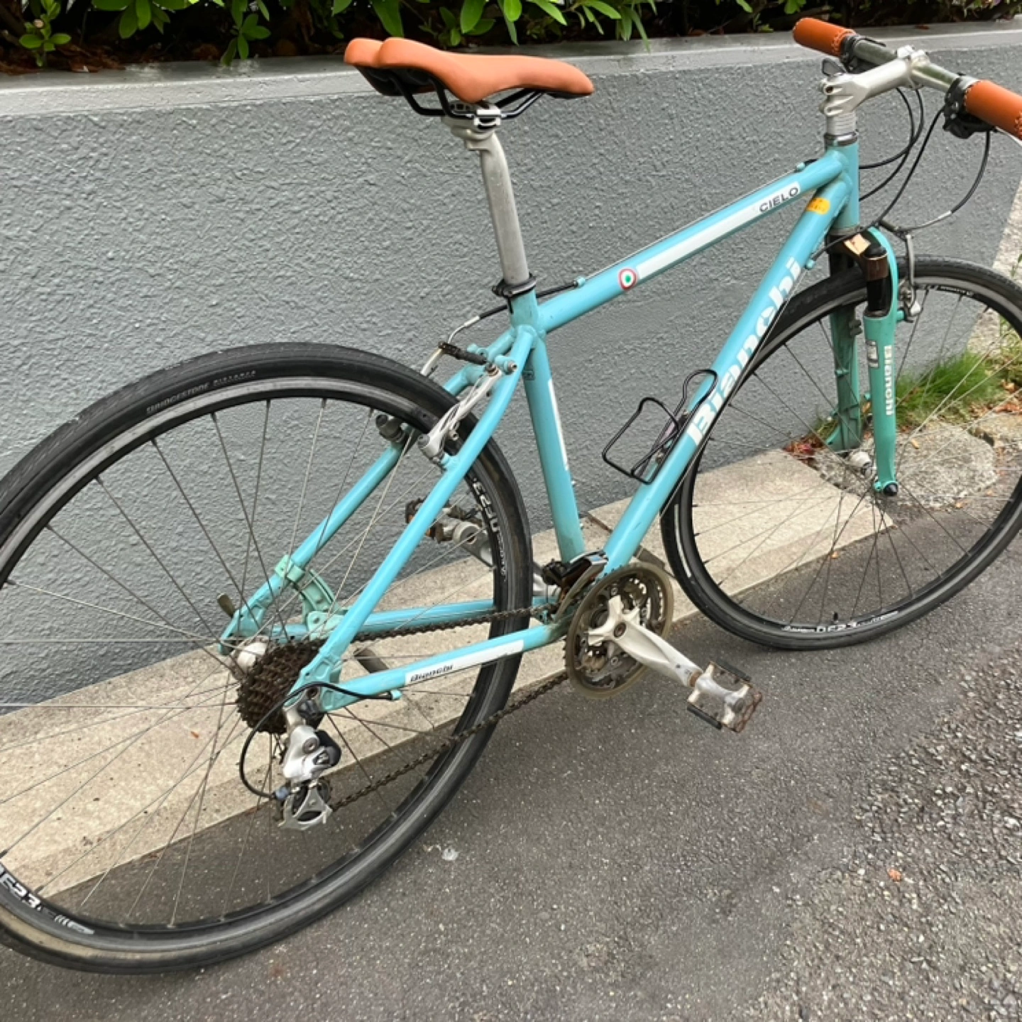 BIANCHI CIELO ビアンキ シエロ クロスバイク 引き取り限定の写真3枚目