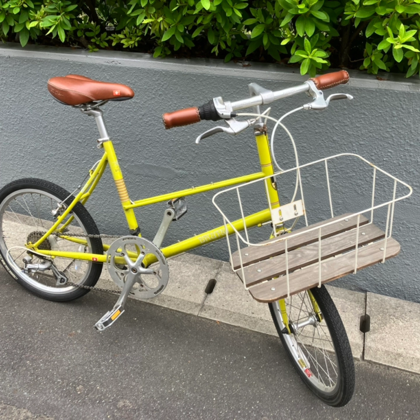 BRUNO ブルーノ MIXTE 20インチ ミニベロの写真2枚目