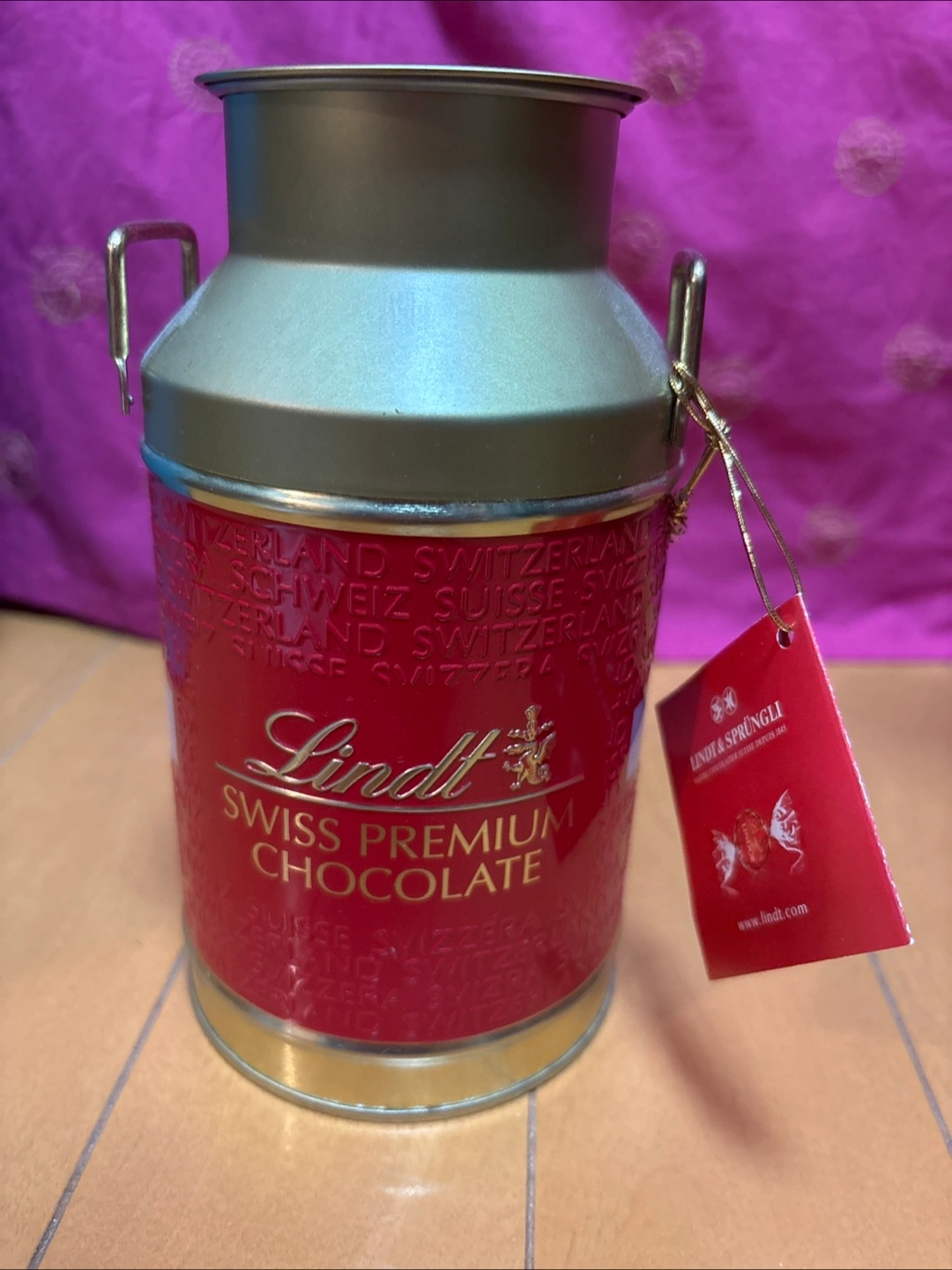 リンツ チョコレート空缶 インテリアや小物いれに