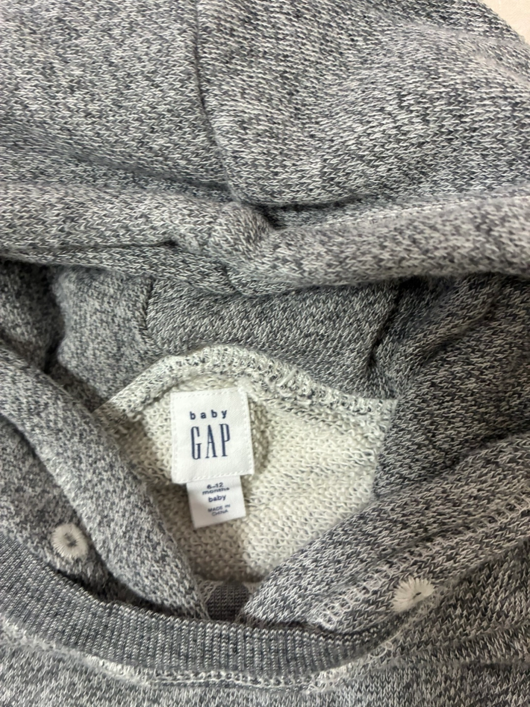 babyGAP ベビーロンパース グレーの写真3枚目