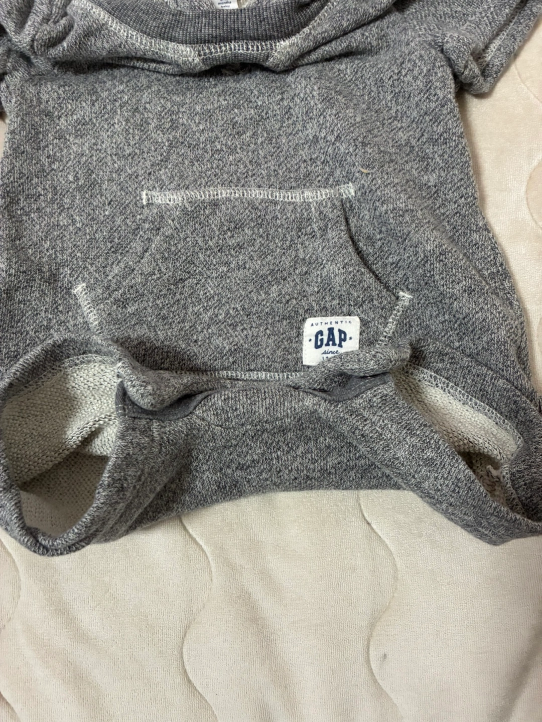 babyGAP ベビーロンパース グレーの写真4枚目