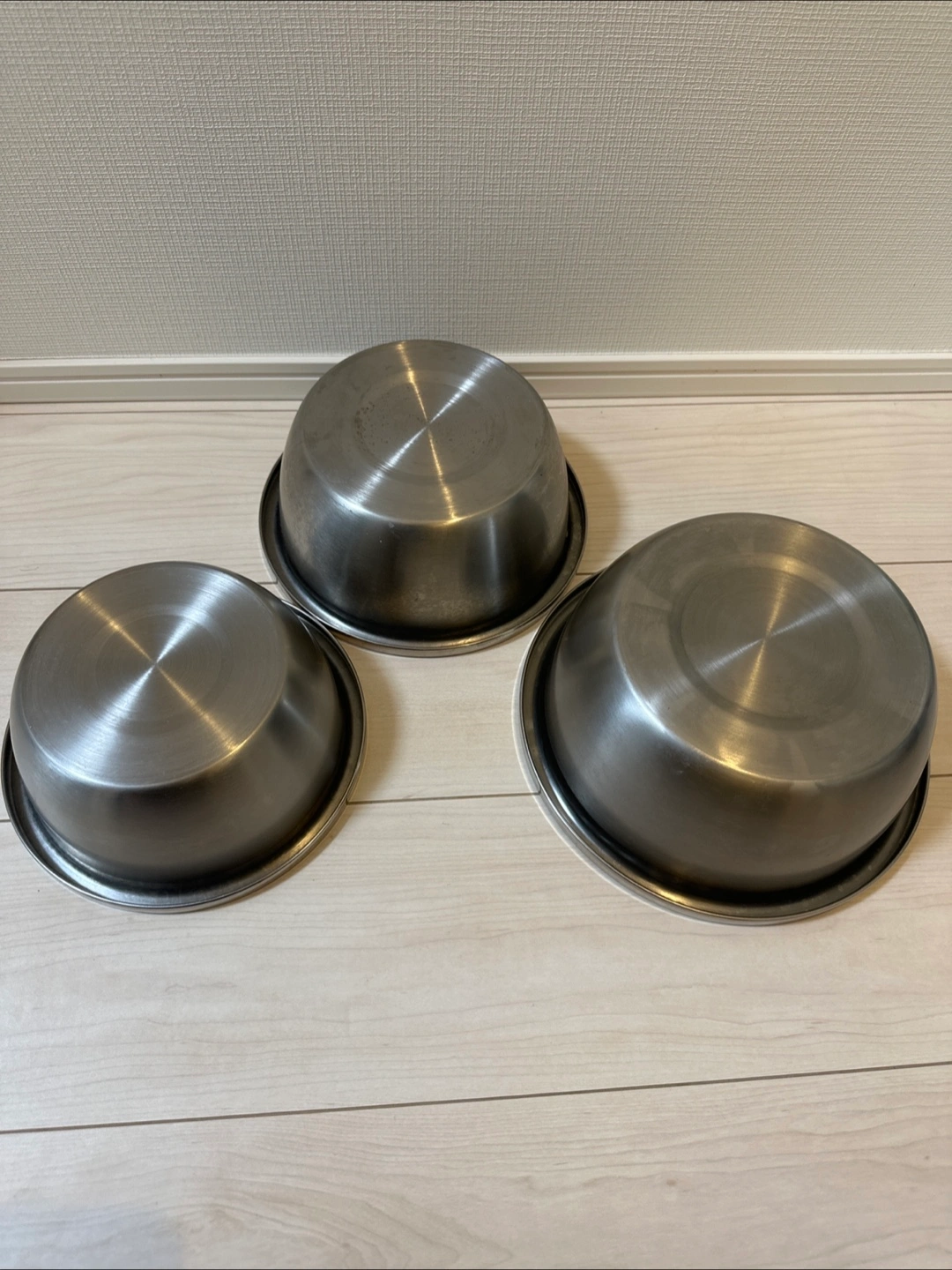 ステンレス製ボウル 大中小 3個セットの写真3枚目