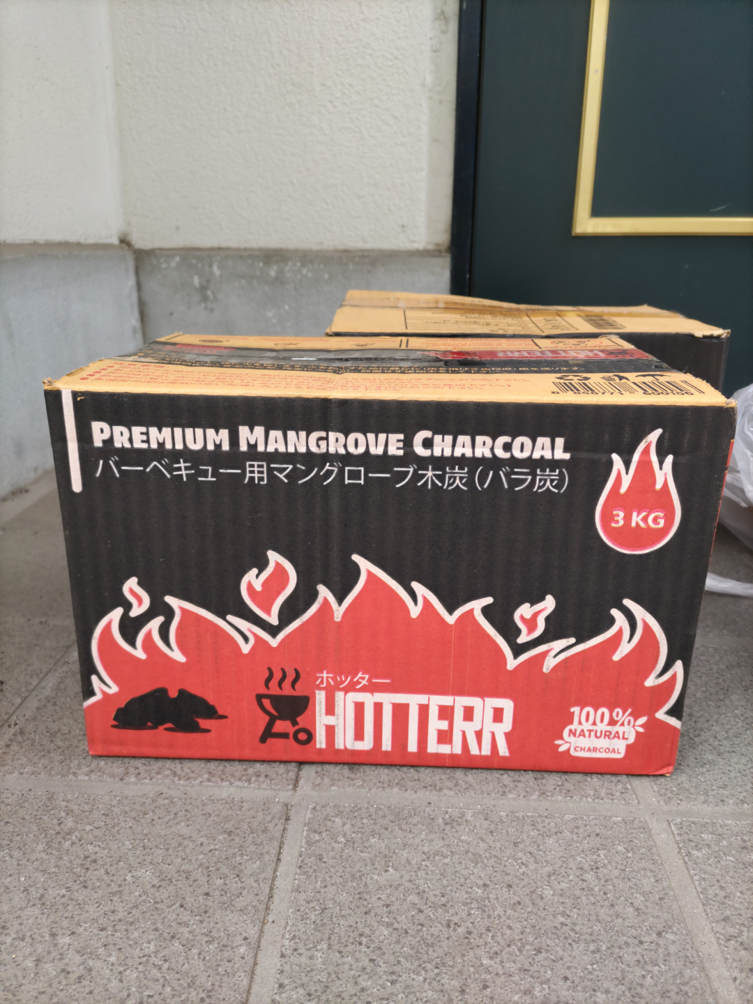 バーベキュー用マングローブ木炭 3kg×2箱＋薪の写真2枚目