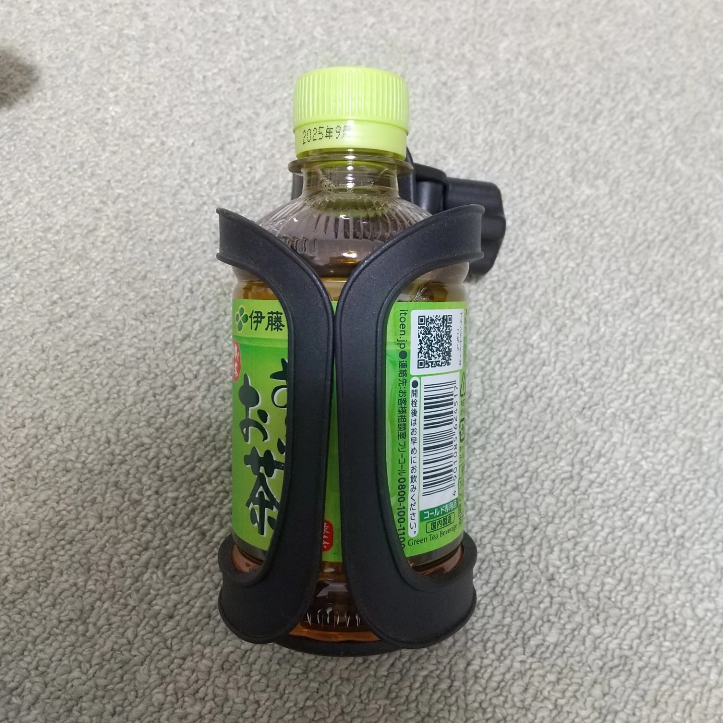 ベビーカー 荷物フック ドリンクホルダーの写真5枚目