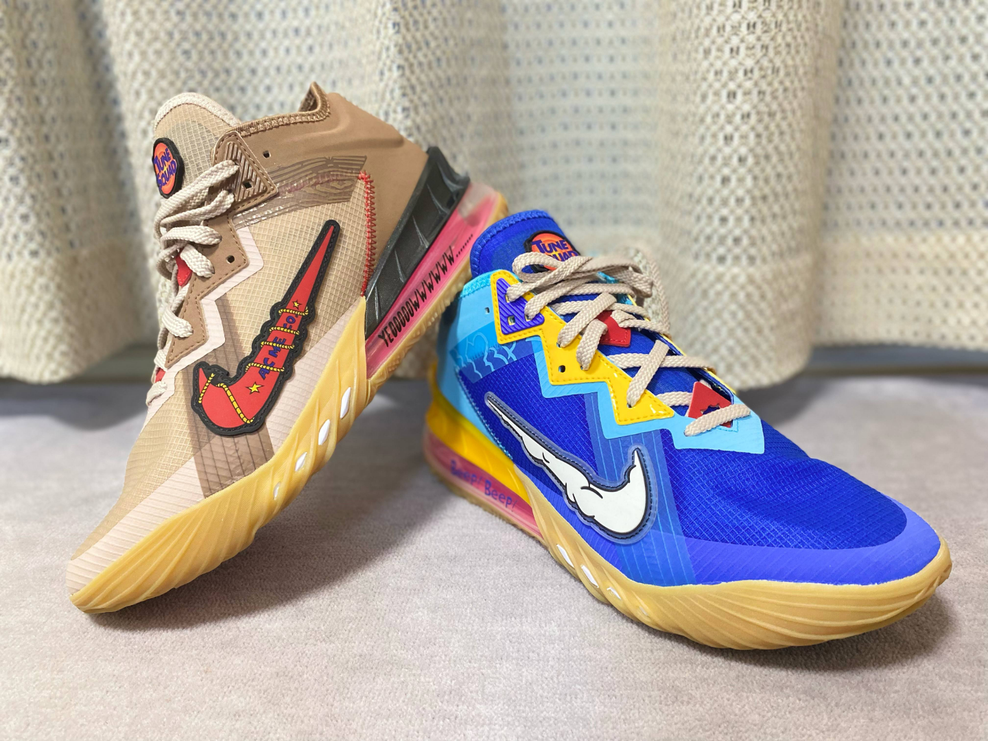 レブロン１８　NIKE スニーカー TUNE SQUADの写真7枚目