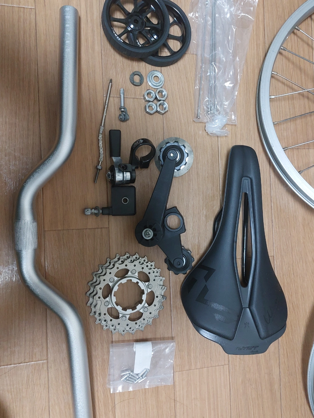 Brompton 外装6速ブロンプトン 折り畳み自転車の写真9枚目
