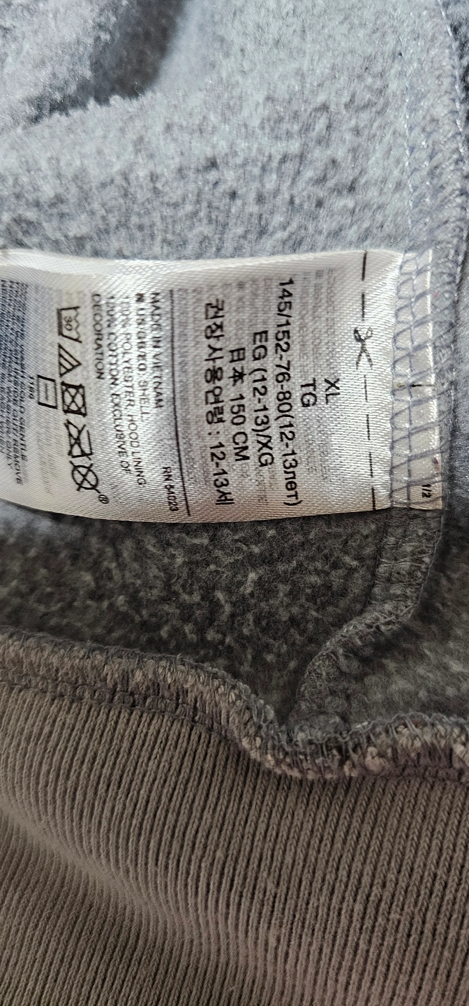GAPキッズジップアップパーカー 95cmの写真5枚目