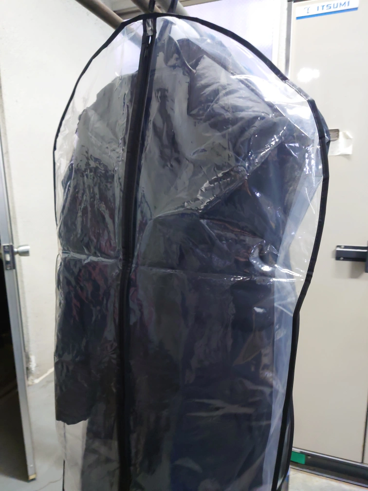 衣類カバー残り2枚‼️ 1枚 80円 バラ可