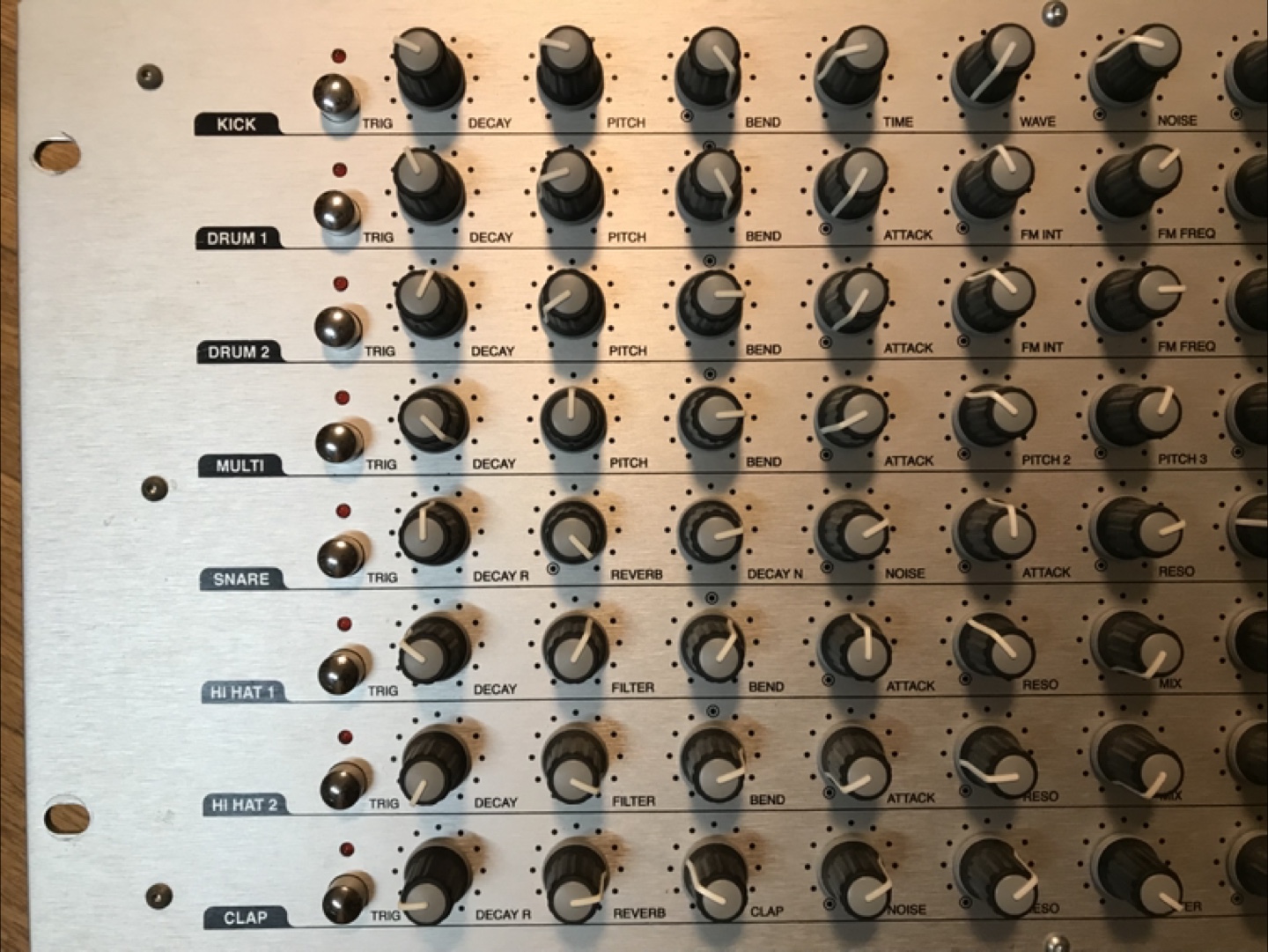 VERMONA DRM1 MKIII ドラムシンセサイザーの写真2枚目