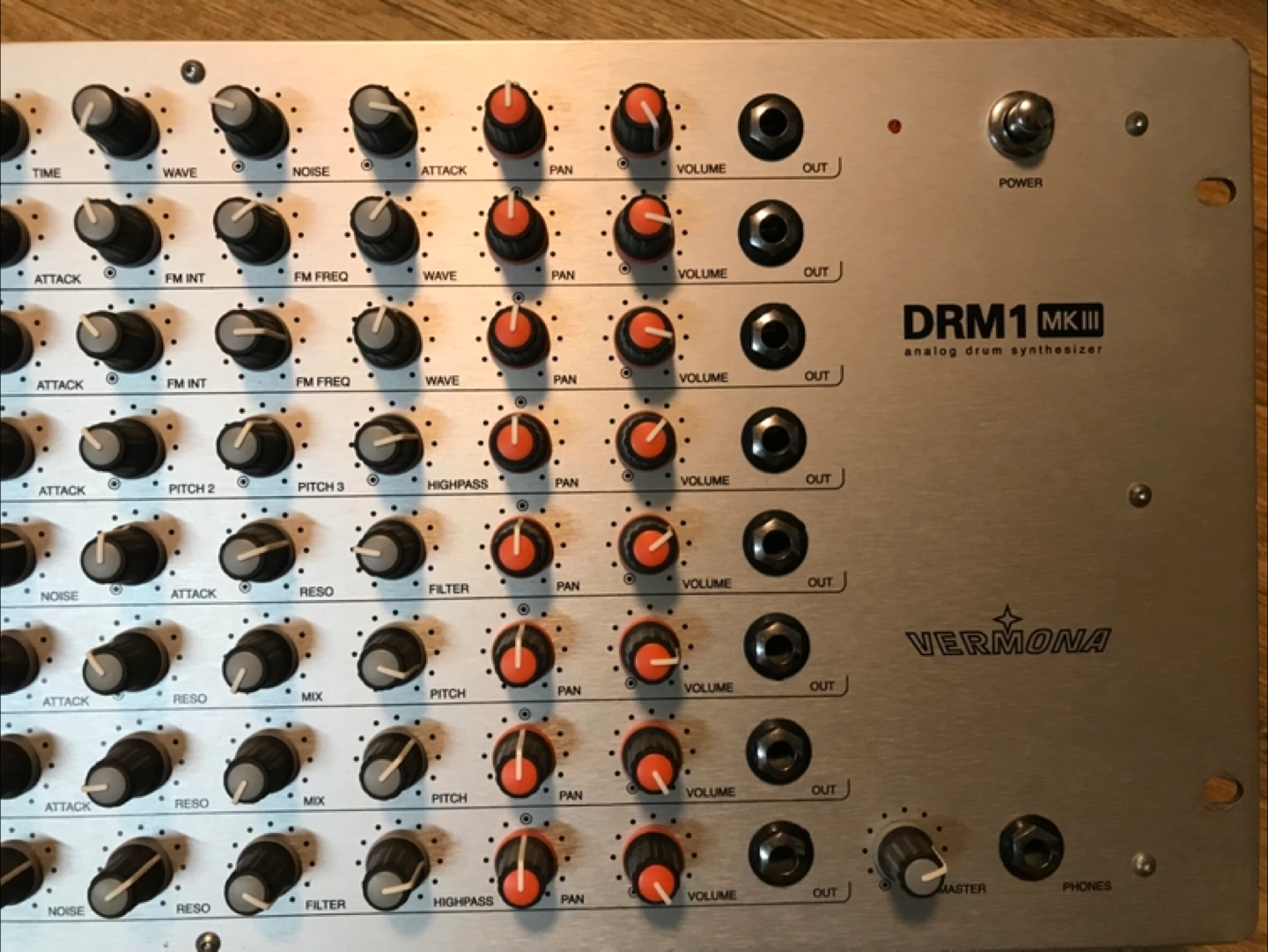 VERMONA DRM1 MKIII ドラムシンセサイザーの写真3枚目