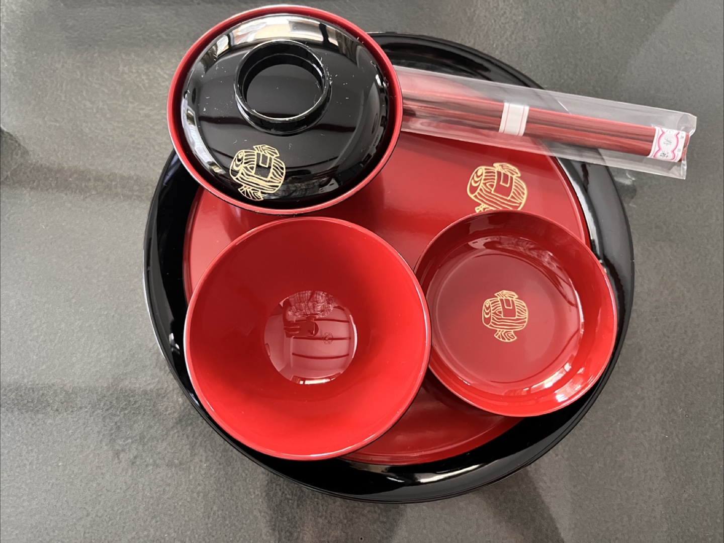 【新品】【未使用】お食い初め用 赤いお椀セット