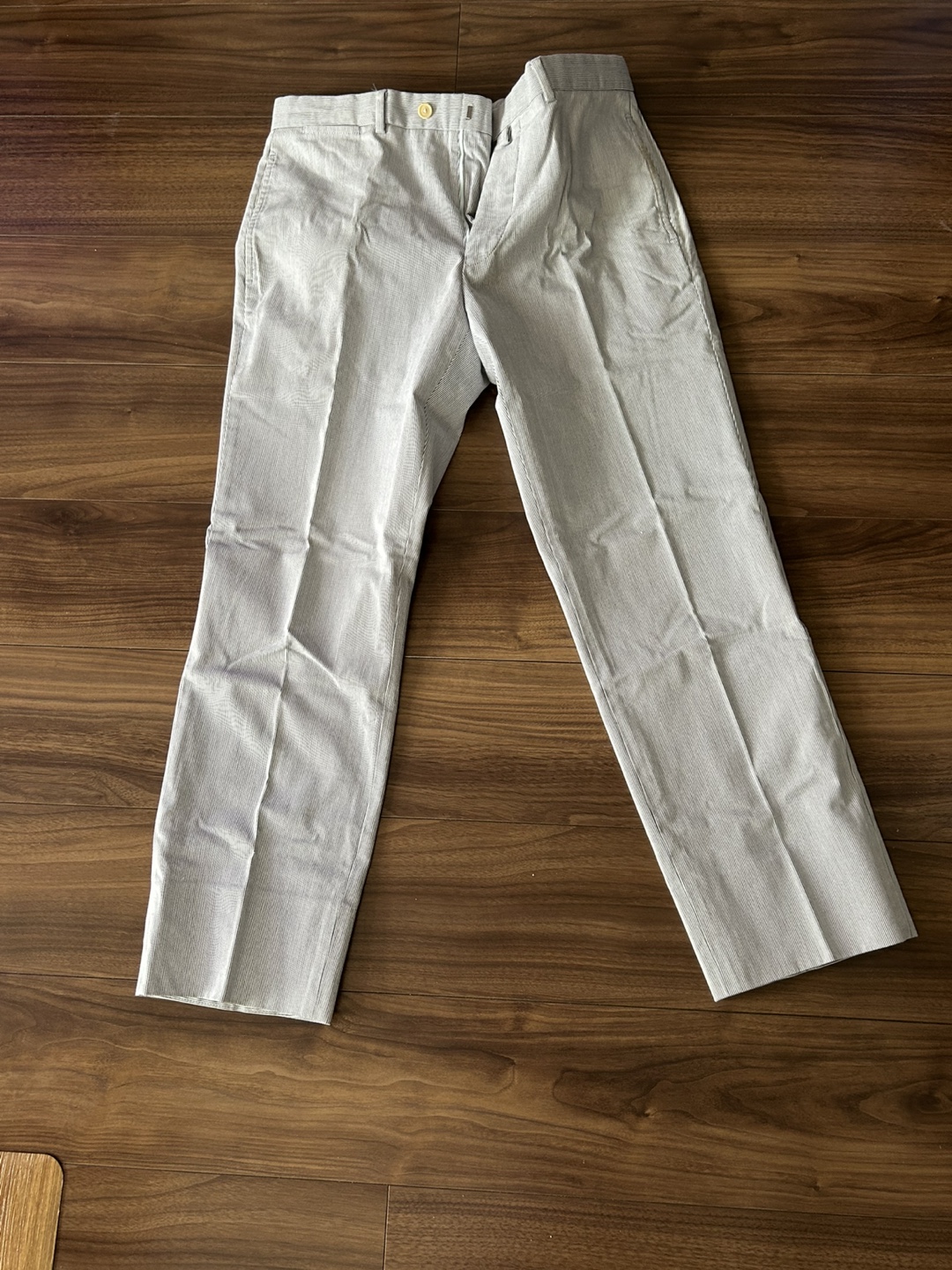 KARLHELMUT TomorrowLand UNIQLO春物パンツ 3本セットの写真5枚目