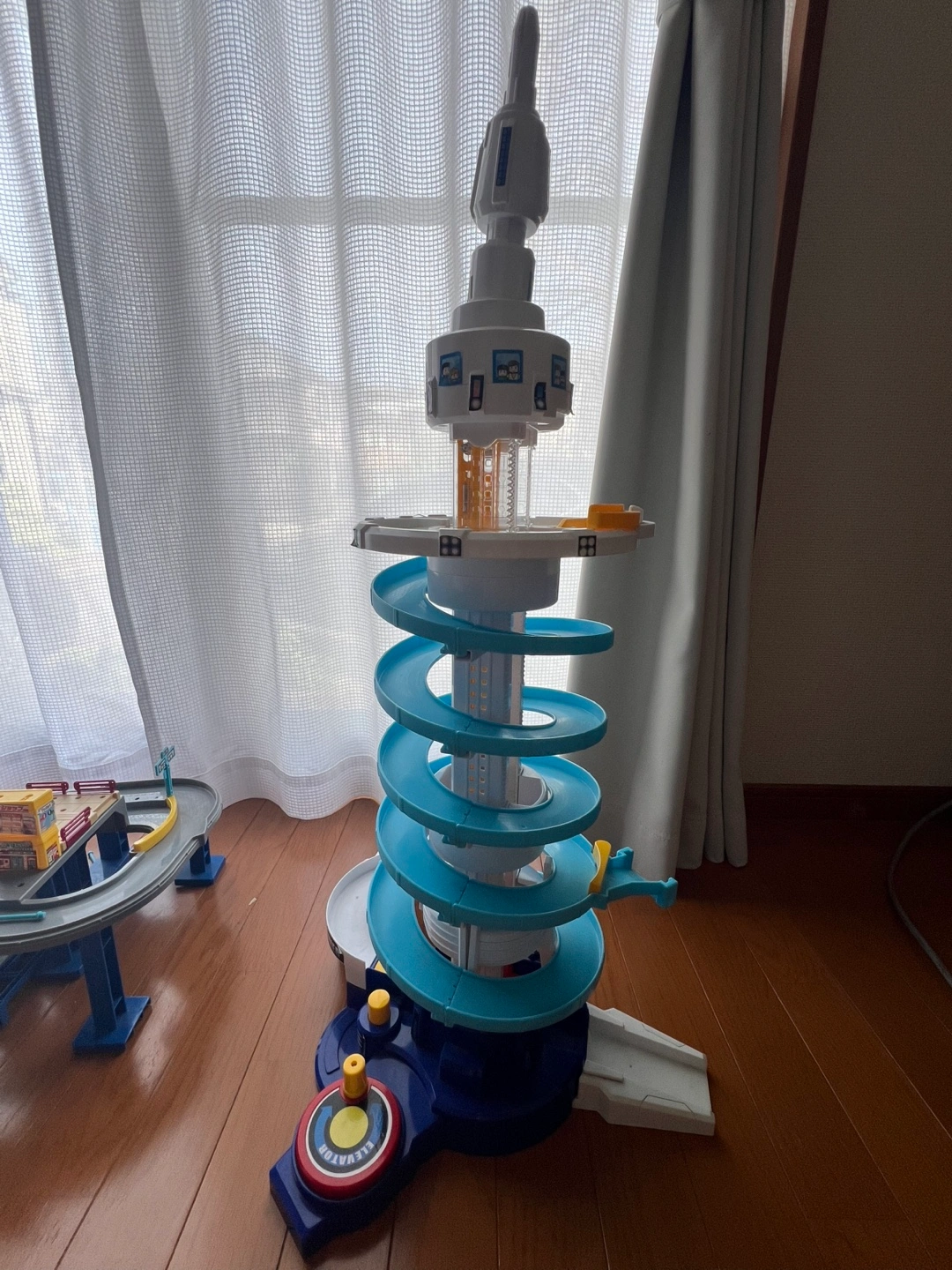 タカラトミー DXトミカタワー 全高800mmの写真2枚目