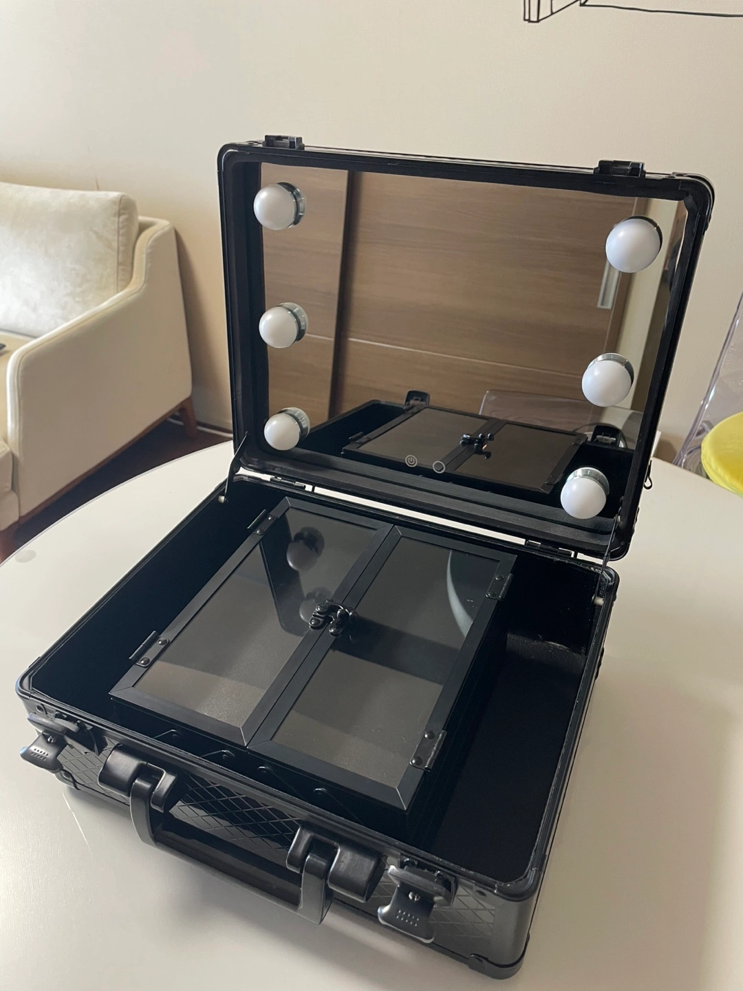 Francfranc メイクボックス ブラック ライト付きの写真2枚目